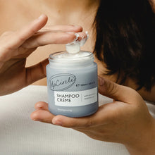 Load image into Gallery viewer, Up Circle Shampoo Crème