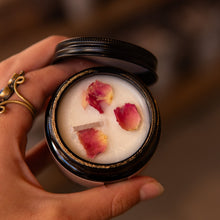 Load image into Gallery viewer, Sweet Bee Candle
